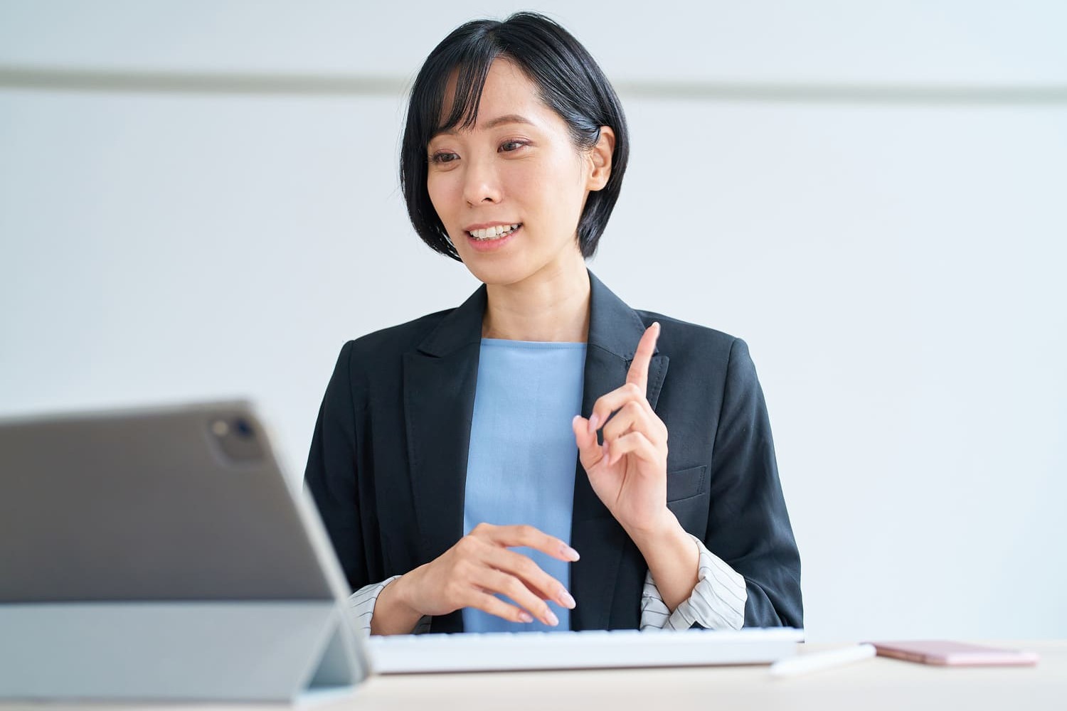 AI時代の新常識：補正された回答から「真の資質」を見極める面接術